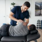 découvrez comment l’ostéopathie soulage efficacement les douleurs causées par les efforts physiques répétés et améliore votre bien-être quotidien.