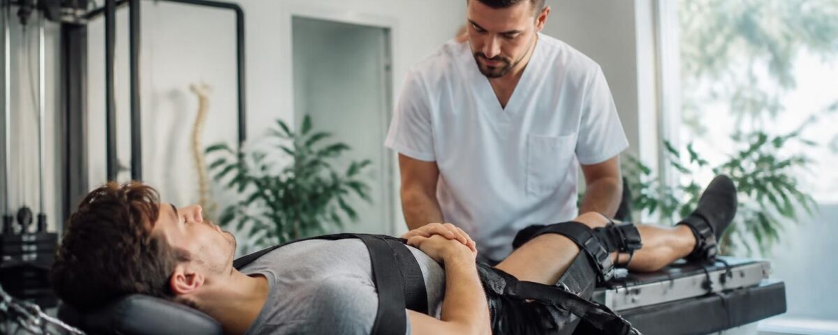 découvrez comment la décompression neurovertébrale peut soulager les douleurs chroniques et prévenir leur apparition grâce à des techniques innovantes et efficaces.