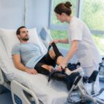 découvrez comment la décompression neurovertébrale favorise une récupération optimale après une intervention chirurgicale, en soulageant la pression nerveuse et améliorant la mobilité.