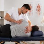 découvrez les techniques ostéopathiques efficaces pour renforcer les muscles affaiblis et améliorer votre bien-être grâce à des méthodes douces et adaptées.