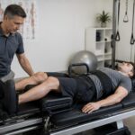 découvrez pourquoi la décompression neurovertébrale est essentielle pour les patients actifs, en améliorant leur mobilité, réduisant la douleur et favorisant une récupération optimale.