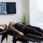 découvrez pourquoi la décompression neurovertébrale est une solution efficace et durable pour soulager les hernies discales, améliorant votre qualité de vie sans chirurgie.
