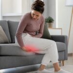 Douleur dans la cuisse arrière : sciatique ou douleur musculaire ? 13 découvrez comment distinguer une douleur dans la cuisse arrière due à une sciatique ou à une douleur musculaire, ses symptômes, causes et traitements efficaces.