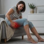 Sciatica with burning in the leg: what does this symptom mean? 12 découvrez ce que signifie une sciatique accompagnée de brûlures dans la jambe, ses causes possibles et les options de traitement pour soulager ce symptôme douloureux.