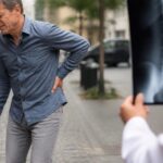 Sciatica: pain that worsens with walking and possible stenosis 13 découvrez les causes de la douleur sciatique qui s'aggrave en marchant et les signes possibles d'une sténose. conseils pour mieux comprendre et gérer ces symptômes.