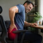 Sciatique : douleur qui augmente assis et cause discale possible 13 découvrez les causes possibles de la sciatique, notamment les douleurs qui s'aggravent en position assise et l'implication d'une hernie discale, ainsi que des conseils pour soulager ces symptômes.