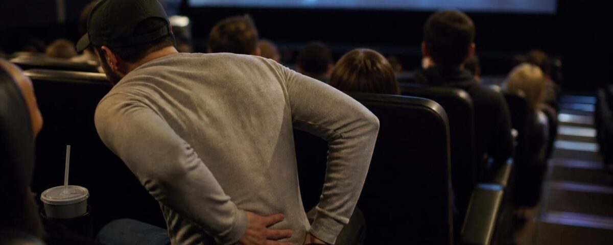 Sciatica and Pain at the Restaurant or Cinema 14 découvrez comment gérer la douleur liée à la sciatique lorsque vous êtes au restaurant ou au cinéma, avec des conseils pratiques pour soulager et améliorer votre confort.