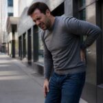 Sciatique à Montréal : douleur lombaire avec élancement dans la jambe 12 découvrez les causes, symptômes et traitements efficaces de la sciatique à montréal, caractérisée par une douleur lombaire accompagnée d'un élancement dans la jambe, pour retrouver confort et mobilité.