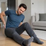 découvrez les causes et traitements de la sciatique à terrebonne, une douleur qui part de la fesse et descend le long de la jambe, pour retrouver confort et mobilité.