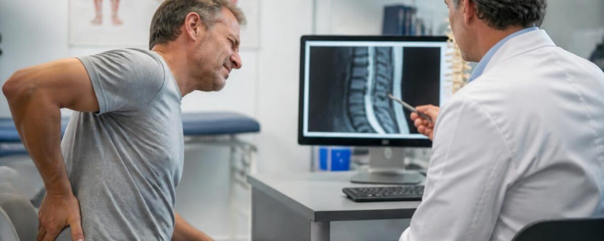 hernie discale et sciatique : découvrez pourquoi un diagnostic précis est essentiel pour un traitement efficace et un soulagement rapide de la douleur.