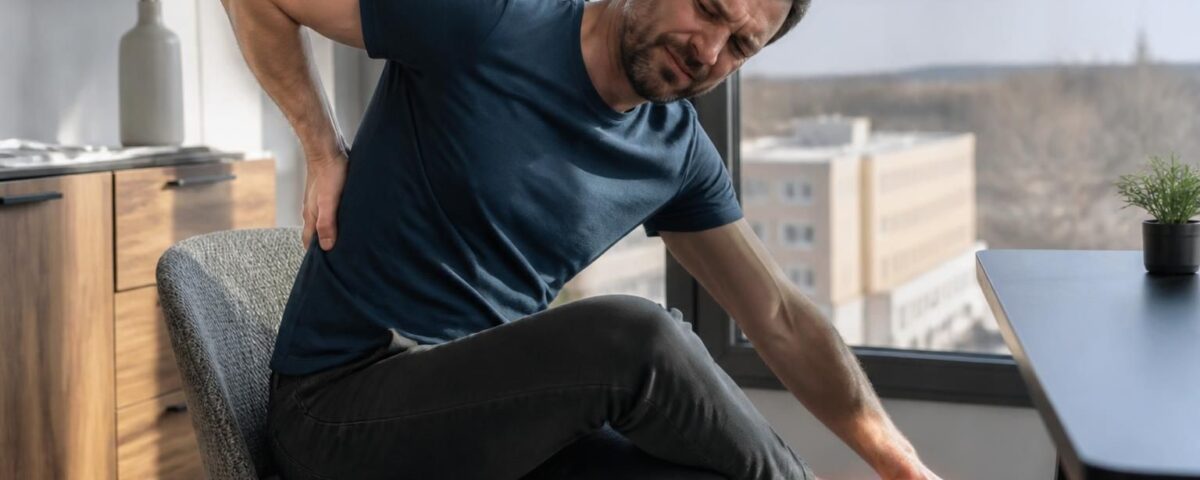 Sciatica in Terrebonne: pain while sitting with tingling in the foot 15 découvrez les causes et solutions de la sciatique à terrebonne, particulièrement la douleur en position assise accompagnée de picotements dans le pied, pour retrouver confort et bien-être.