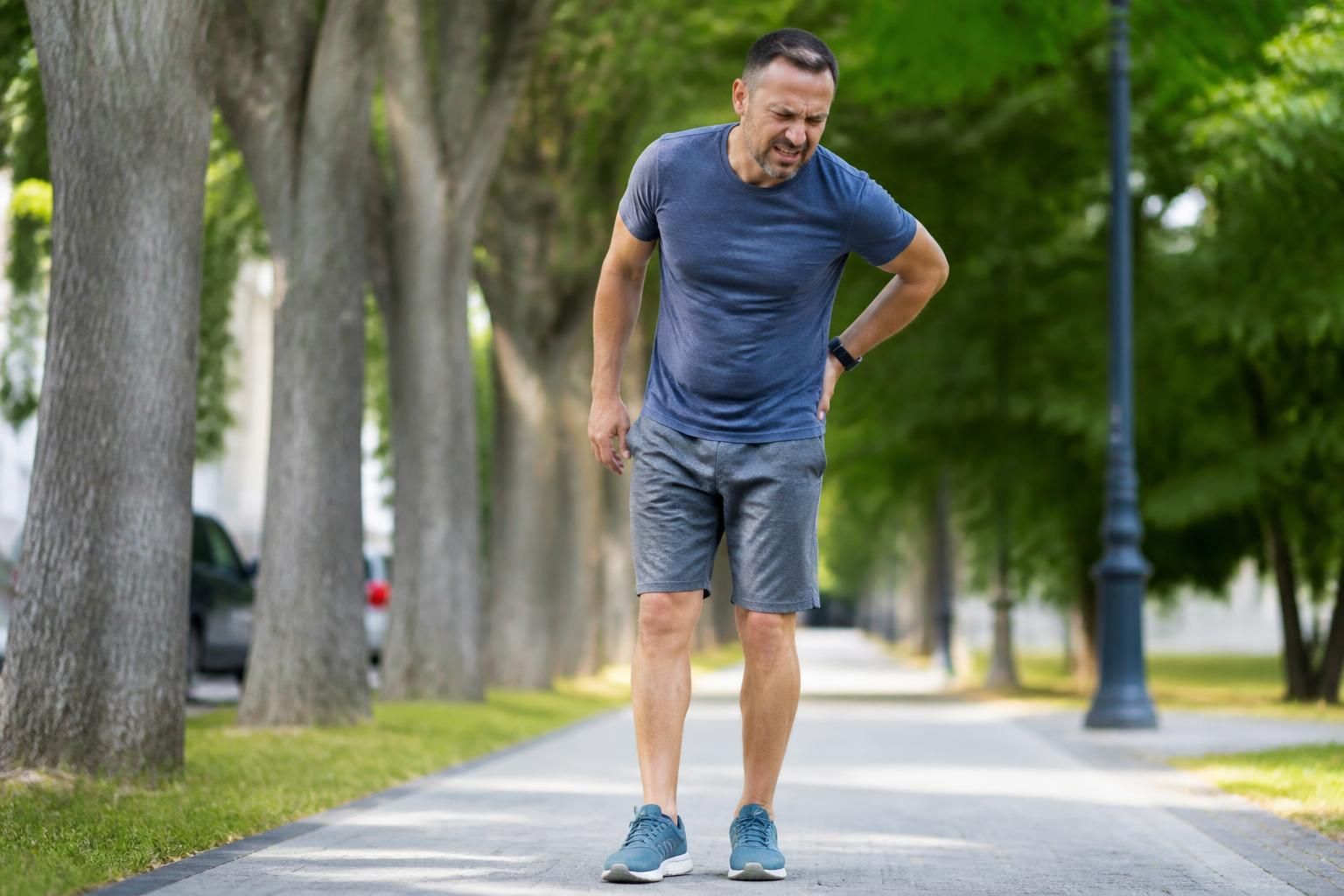 Sciatique et douleur au pied pendant la marche 23 découvrez les causes de la sciatique et comment soulager la douleur au pied lors de la marche pour retrouver votre confort au quotidien.